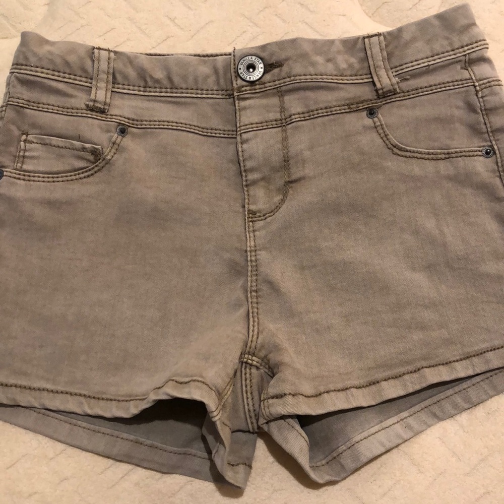 Khaki shorts